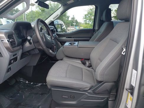 Used 2025 Ford F150 XLT w/ Equipment Group 301A Standard AWD/4WD image 23