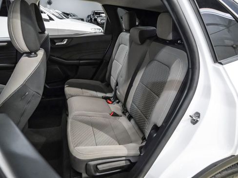 Used 2021 Ford Escape SE FWD image 41