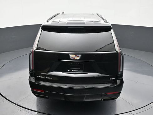 Used 2025 Cadillac Escalade ESV Sport w/ Touring Package RWD image 15