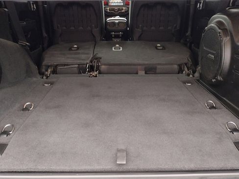 Used 2022 Jeep Wrangler Unlimited Rubicon image 27