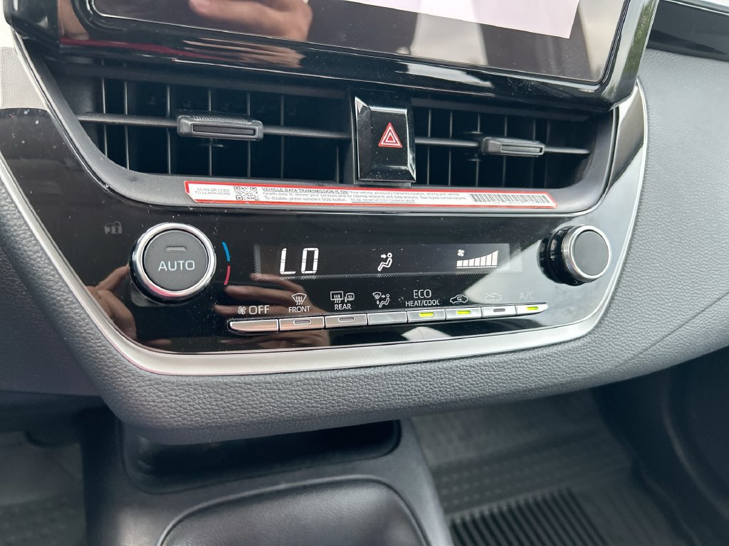 Used 2026 Toyota Corolla LE FWD image 24
