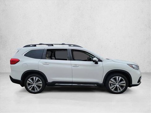 Used 2019 Subaru Ascent Limited w/ Popular Package #3 image 4