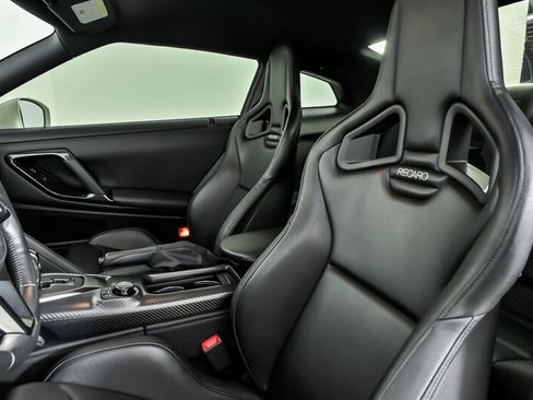 Used 2017 Nissan GT-R Premium AWD/4WD image 23