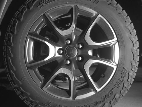 Used 2025 Jeep Compass Trailhawk AWD/4WD image 14