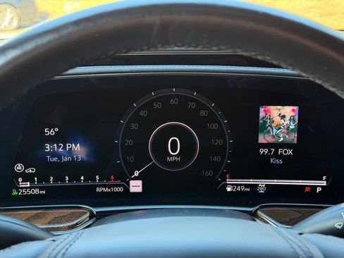 Used 2021 Cadillac Escalade Premium Luxury Platinum image 18