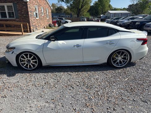 Used 2017 Nissan Maxima 3.5 SV FWD image 4