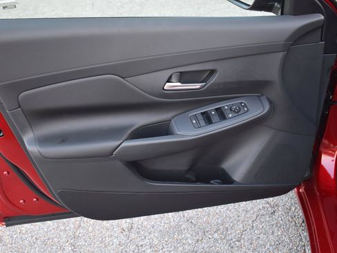 Used 2026 Nissan Sentra SV w/ SV Convenience Package FWD image 20