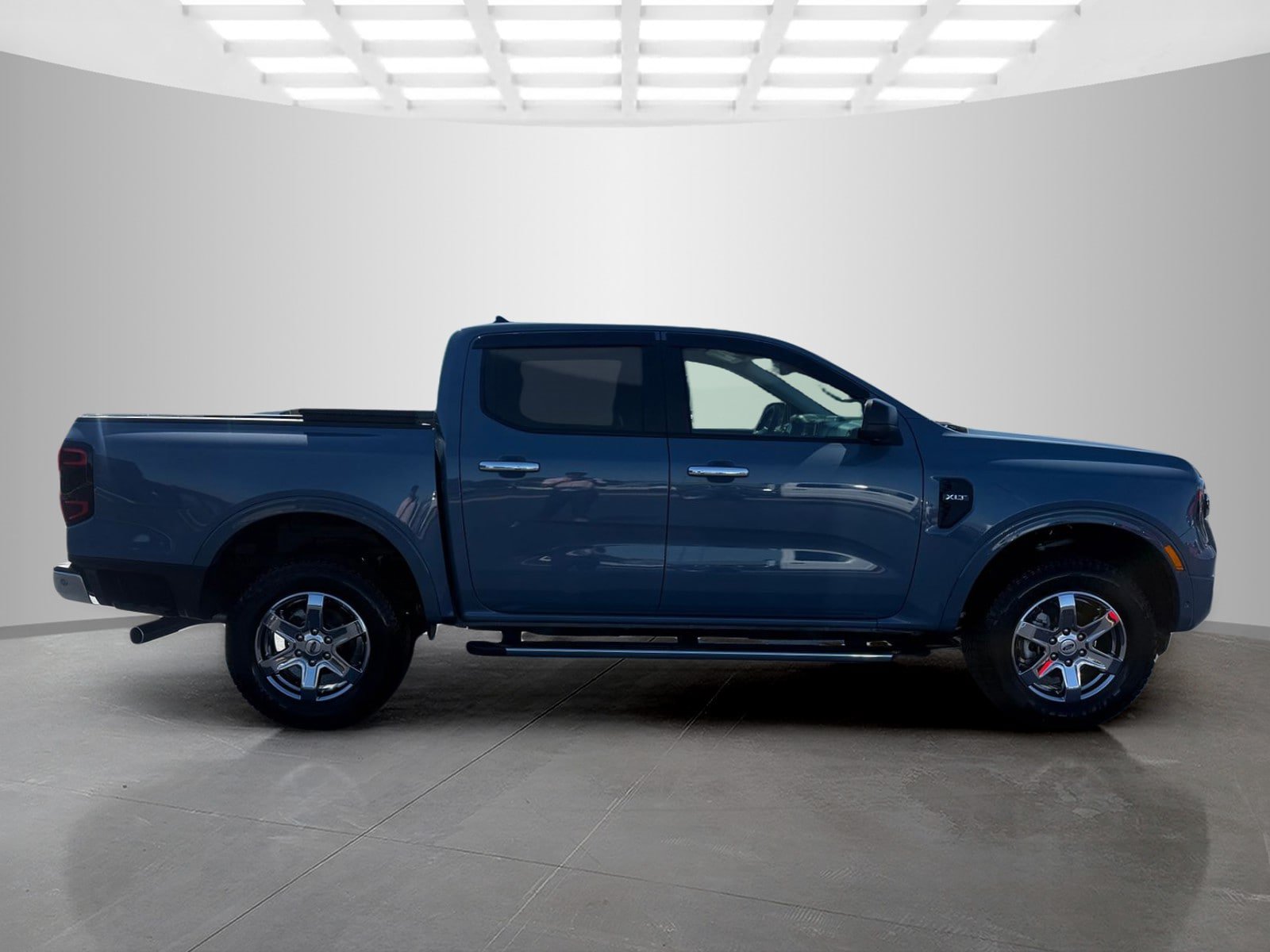 Used 2024 Ford Ranger XLT w/ Technology Package RWD image 2
