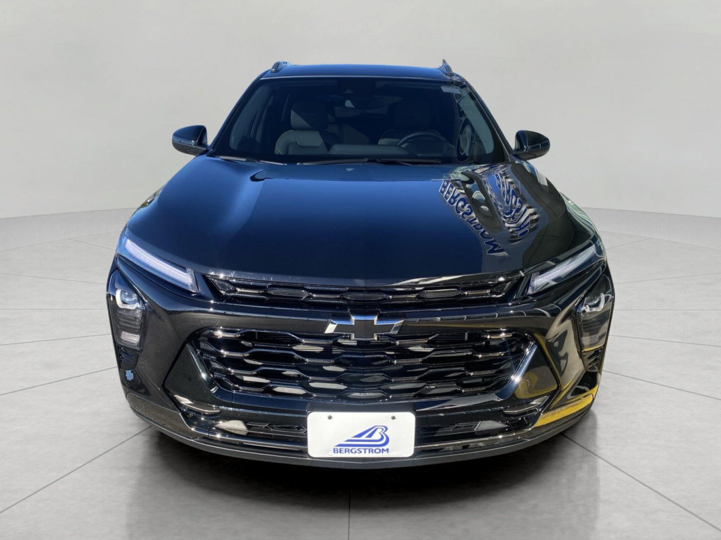 Used 2025 Chevrolet Trax ACTIV w/ Driver Confidence Package FWD image 3