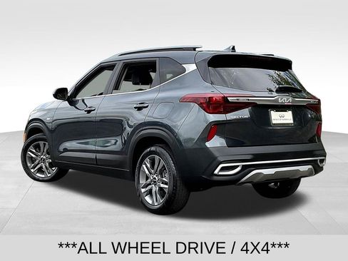 Used 2022 Kia Seltos S AWD/4WD image 4