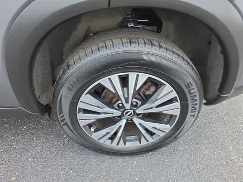 Used 2023 Nissan Rogue SV AWD/4WD image 48