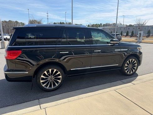 Certified 2019 Lincoln Navigator Select image 14