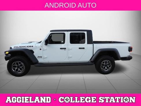 Used 2024 Jeep Gladiator Rubicon w/ Safety Group AWD/4WD image 7