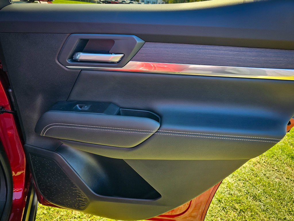 New 2027 GMC Terrain Denali AWD/4WD image 40