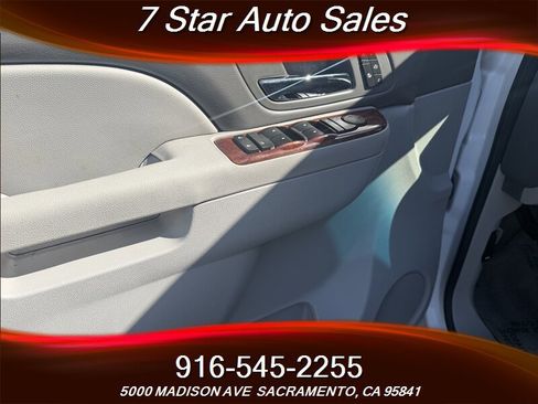 Used 2012 Chevrolet Tahoe LT w/ Luxury Package image 7