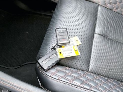 Certified 2022 Jeep Grand Cherokee Summit image 32