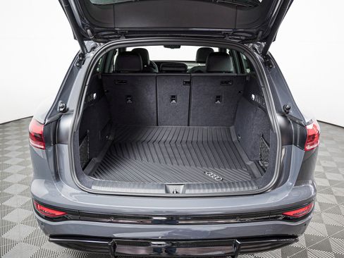 New 2027 Audi Q6 e-tron Premium Plus AWD/4WD image 8