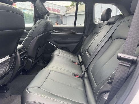 Used 2026 Jeep Grand Cherokee Limited AWD/4WD image 14