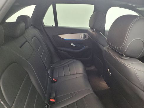 Used 2019 Mercedes-Benz GLC 300 4MATIC image 19