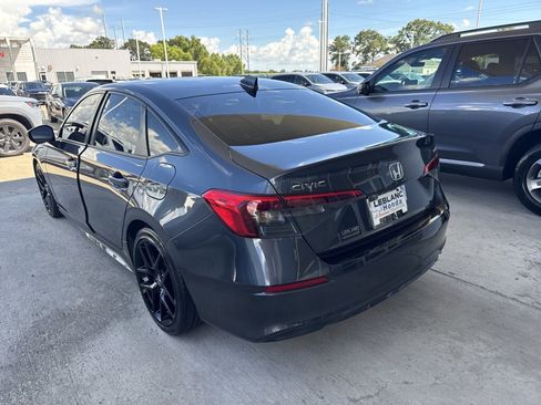 Used 2024 Honda Civic Sport image 6