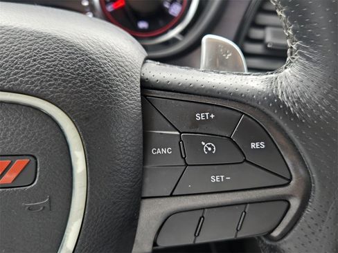 Used 2018 Dodge Challenger R/T Scat Pack image 25