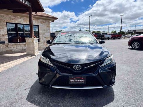 Used 2020 Toyota Camry XSE FWD image 5