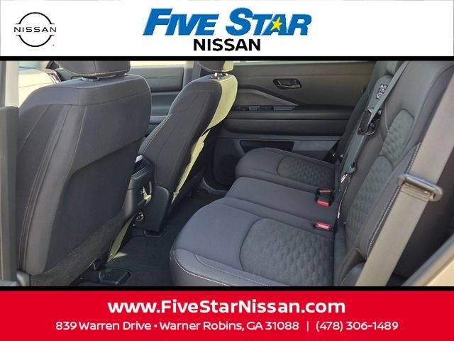 Used 2024 Nissan Pathfinder S FWD image 6