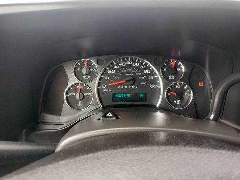 Used 2017 Chevrolet Express 2500 LS image 41