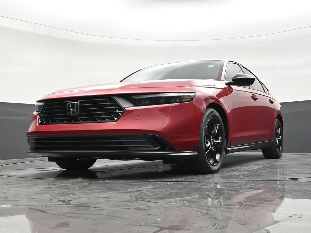 Used 2025 Honda Accord SE image 22
