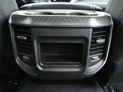 New 2026 RAM 2500 Big Horn AWD/4WD image 31