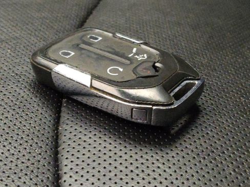 Used 2020 GMC Terrain SLT w/ Preferred Package image 32