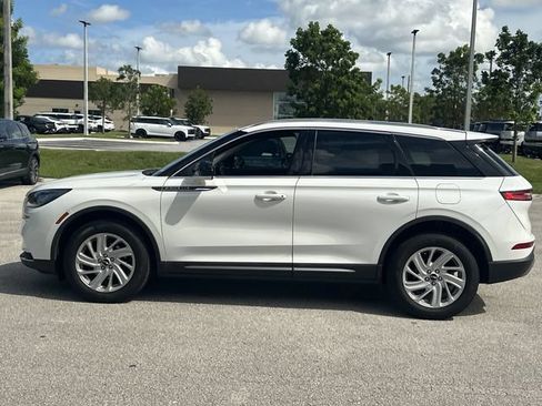 Certified 2021 Lincoln Corsair FWD image 10