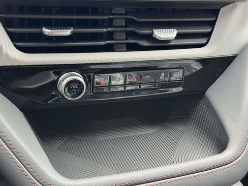 New 2026 Ford Explorer Active image 26