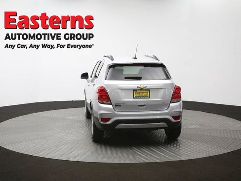 Used 2018 Chevrolet Trax LT w/ LT Convenience Package AWD/4WD image 34