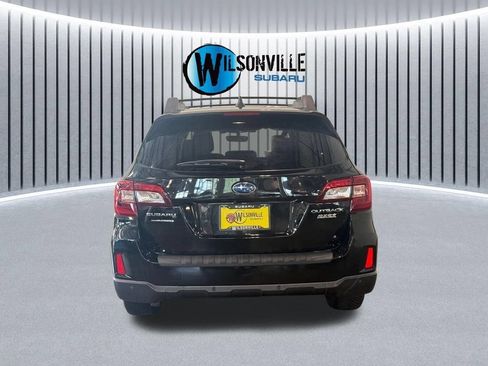 Used 2017 Subaru Outback 2.5i Limited AWD/4WD image 5
