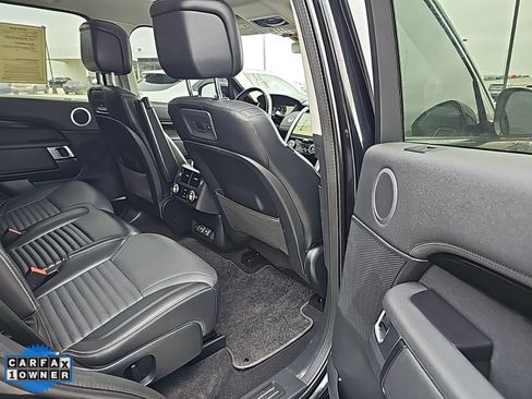 Used 2024 Land Rover Discovery S image 24