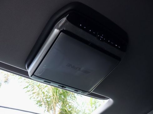 Used 2016 GMC Sierra 3500 Denali w/ Duramax Plus Package image 45