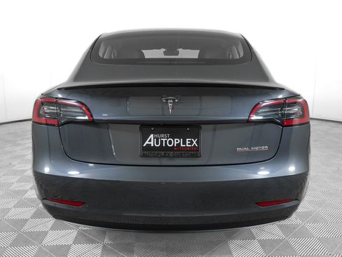 Used 2023 Tesla Model 3 Performance image 6