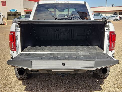 Used 2017 Ford F150 Raptor w/ Equipment Group 802A Luxury image 9