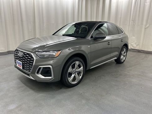 Used 2023 Audi Q5 2.0T Premium Plus w/ Premium Plus Package AWD/4WD image 2