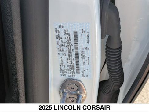 New 2025 Lincoln Corsair Grand Touring image 15