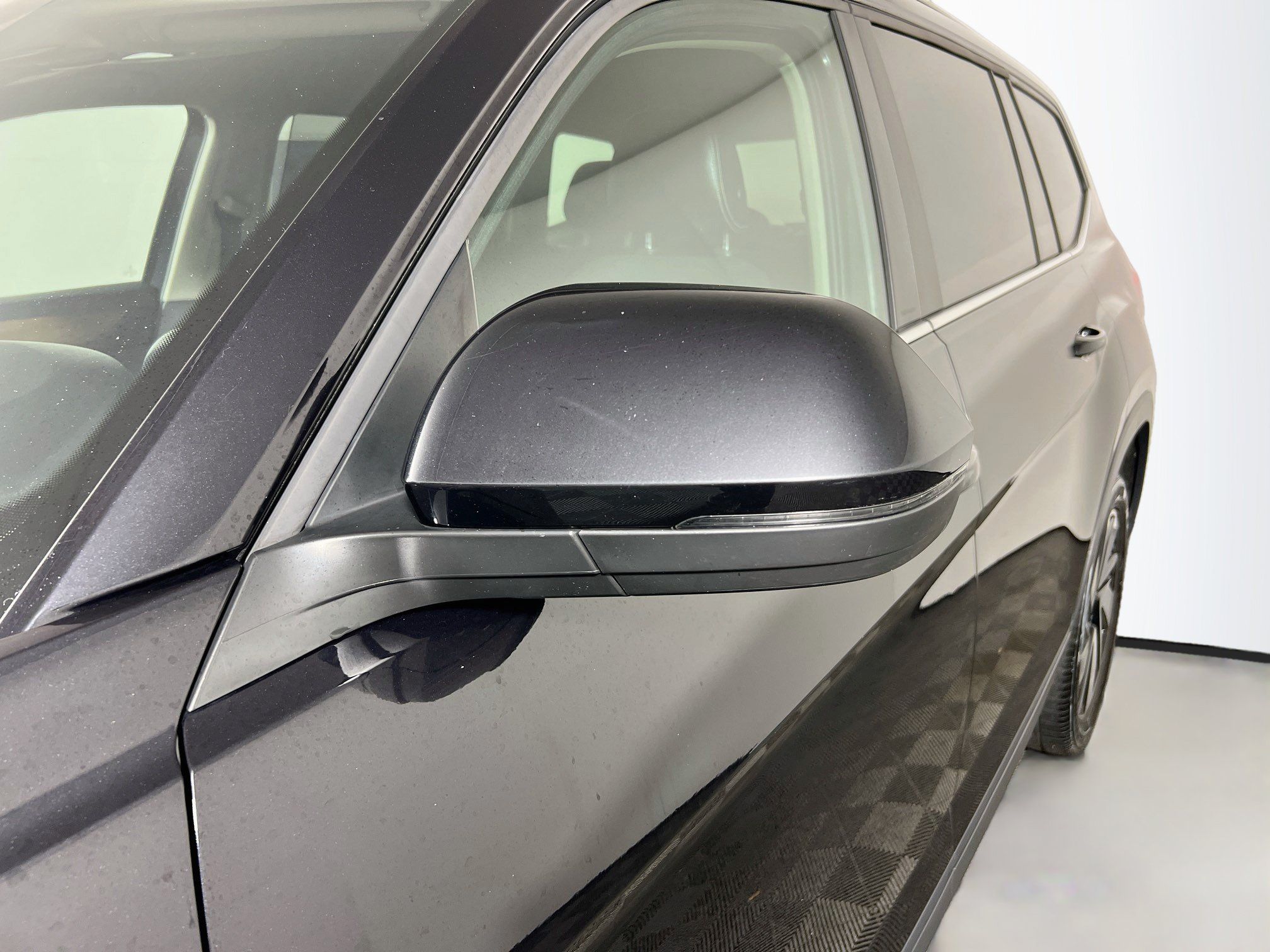 Used 2024 Volkswagen Atlas SE AWD/4WD image 12