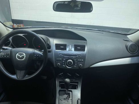 Used 2012 MAZDA MAZDA3 i Touring image 10