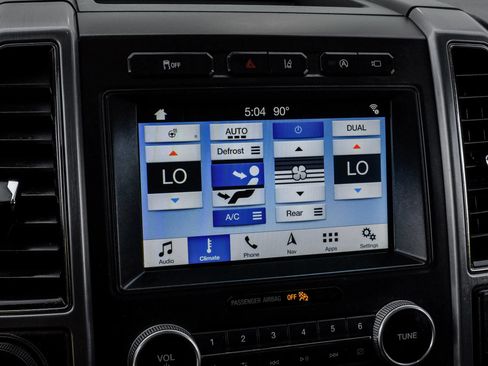 Used 2019 Ford Expedition Max Platinum RWD image 35