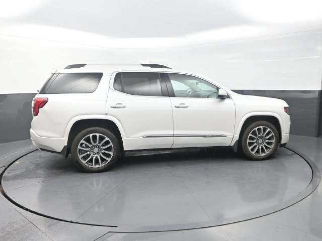 Used 2021 GMC Acadia Denali w/ Denali Ultimate Package AWD/4WD image 9