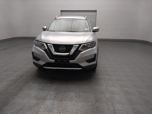 Used 2018 Nissan Rogue SV AWD/4WD image 15