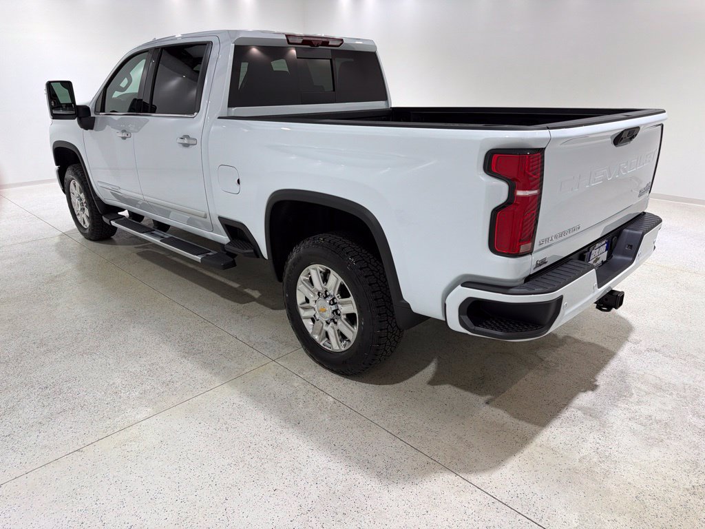 New 2026 Chevrolet Silverado 2500 High Country w/ Technology Package AWD/4WD image 3