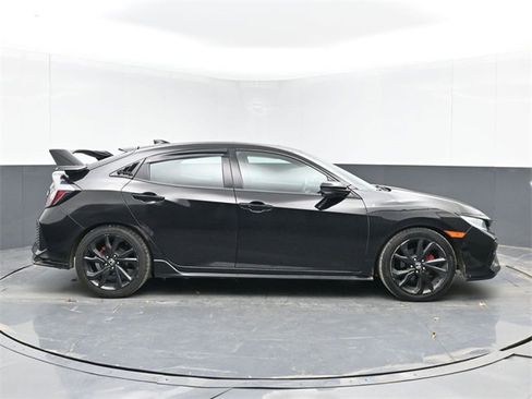 Used 2018 Honda Civic Sport Touring image 11