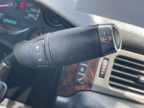 Used 2014 GMC Yukon Denali AWD/4WD image 18