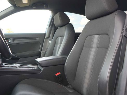 Used 2022 Honda Civic Sport image 11